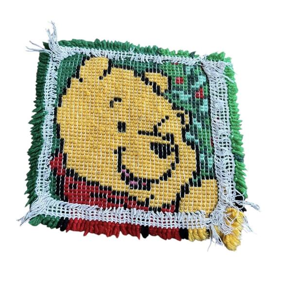 Winnie the Pooh Latch Hook VTG Square Rug Only Nursery Wall Hanging Disney READ - Picture 4 of 7